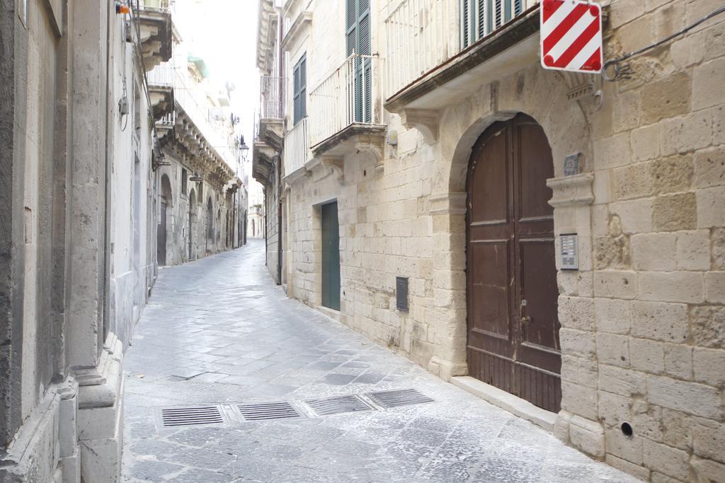 Ortigia Camere Con Vista Da Giulio B&B 锡拉库扎 外观 照片