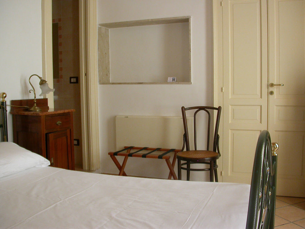 Ortigia Camere Con Vista Da Giulio B&B 锡拉库扎 外观 照片
