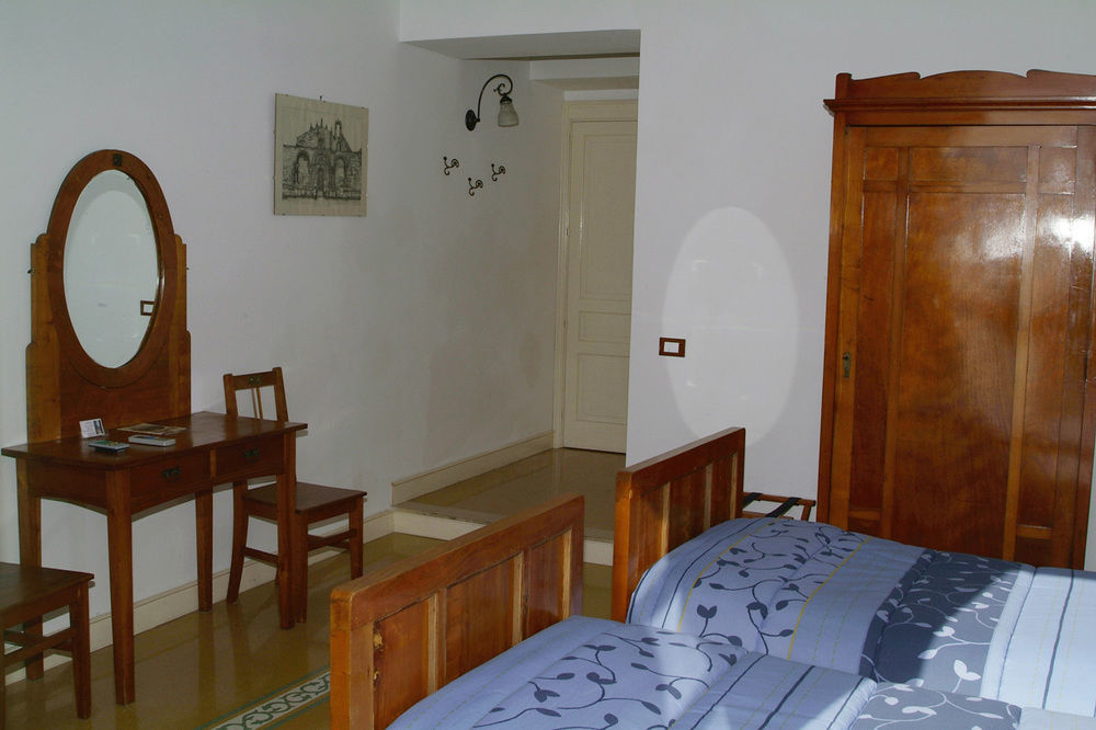 Ortigia Camere Con Vista Da Giulio B&B 锡拉库扎 外观 照片